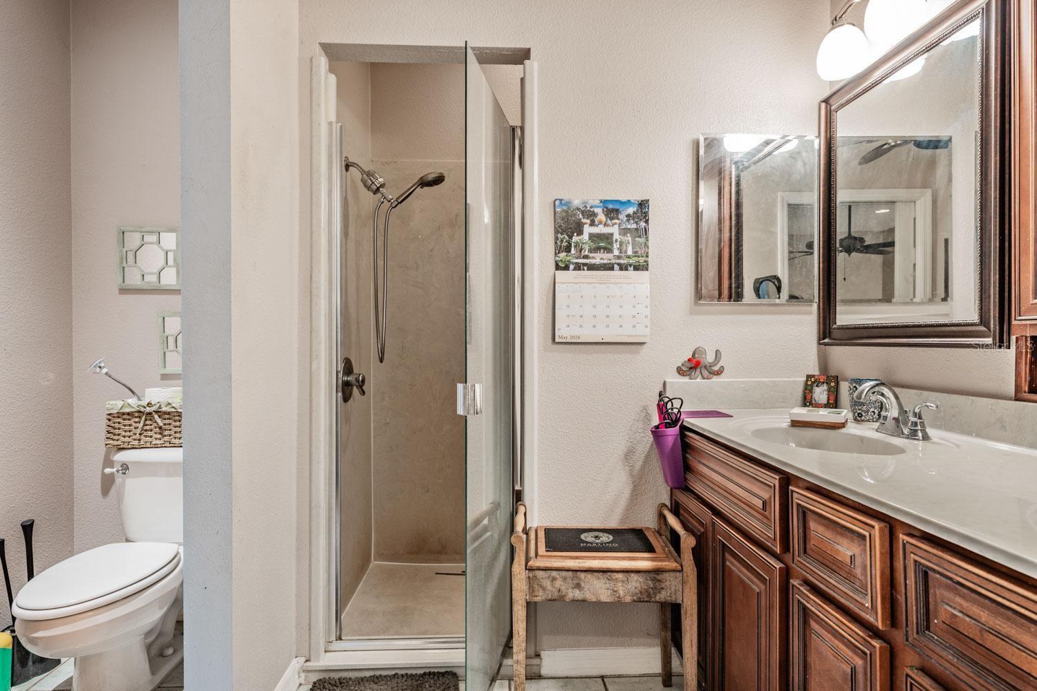 JUNES ACRES - Residential