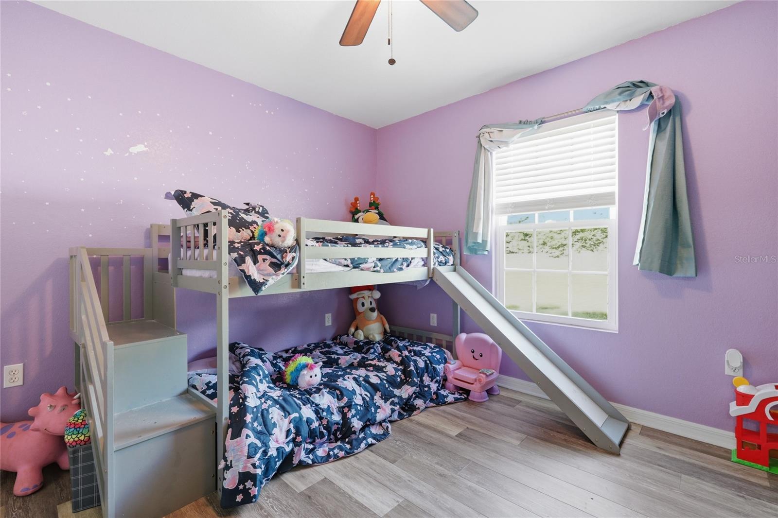 RIVER RIDGE - Residential