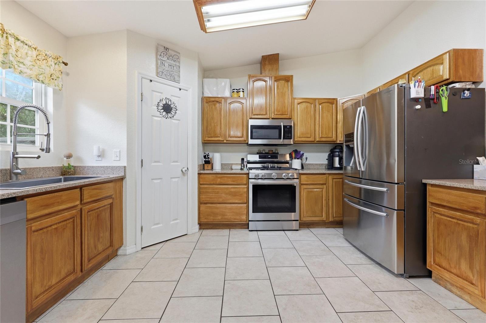 RIVER RIDGE - Residential