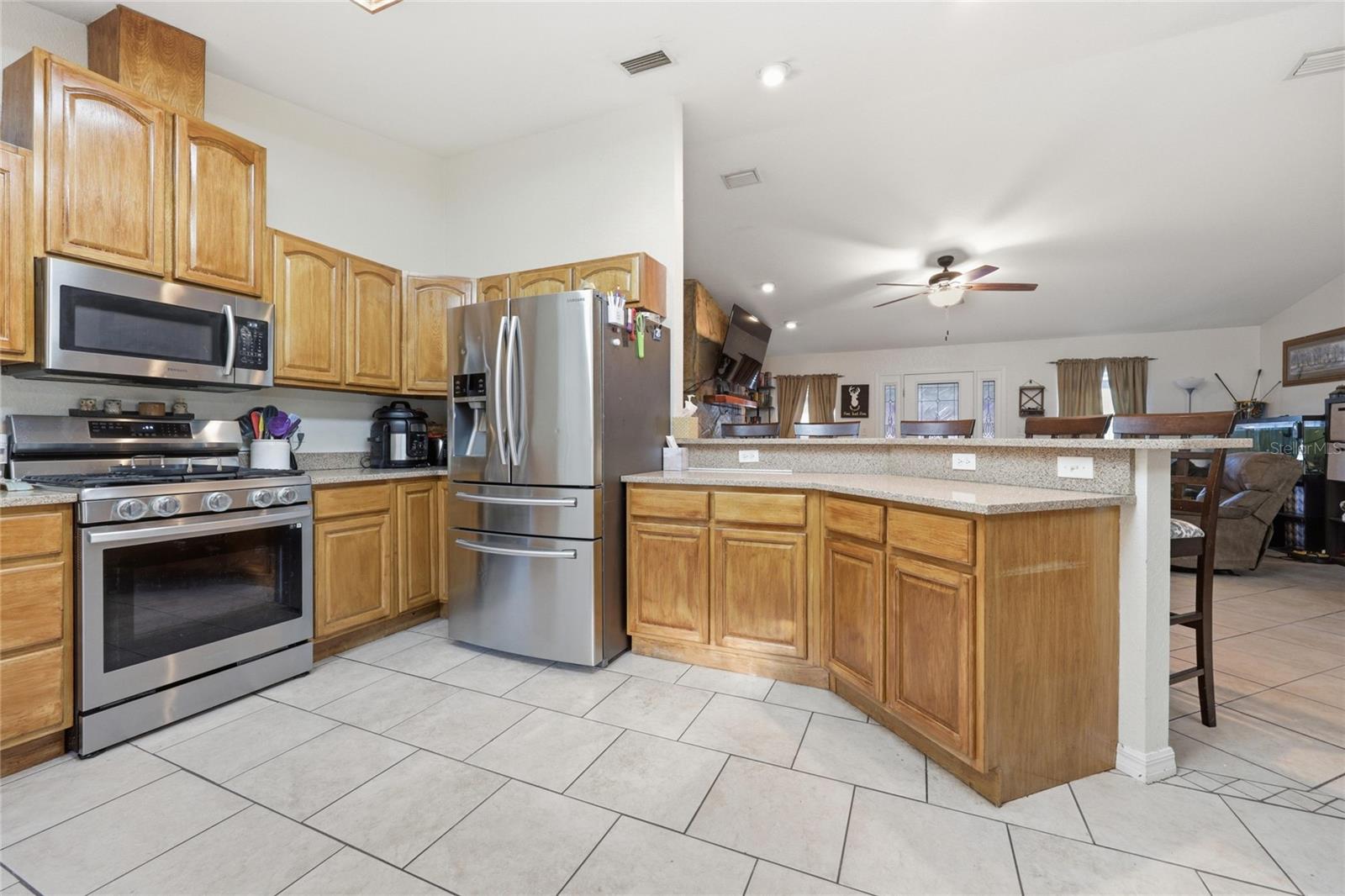 RIVER RIDGE - Residential