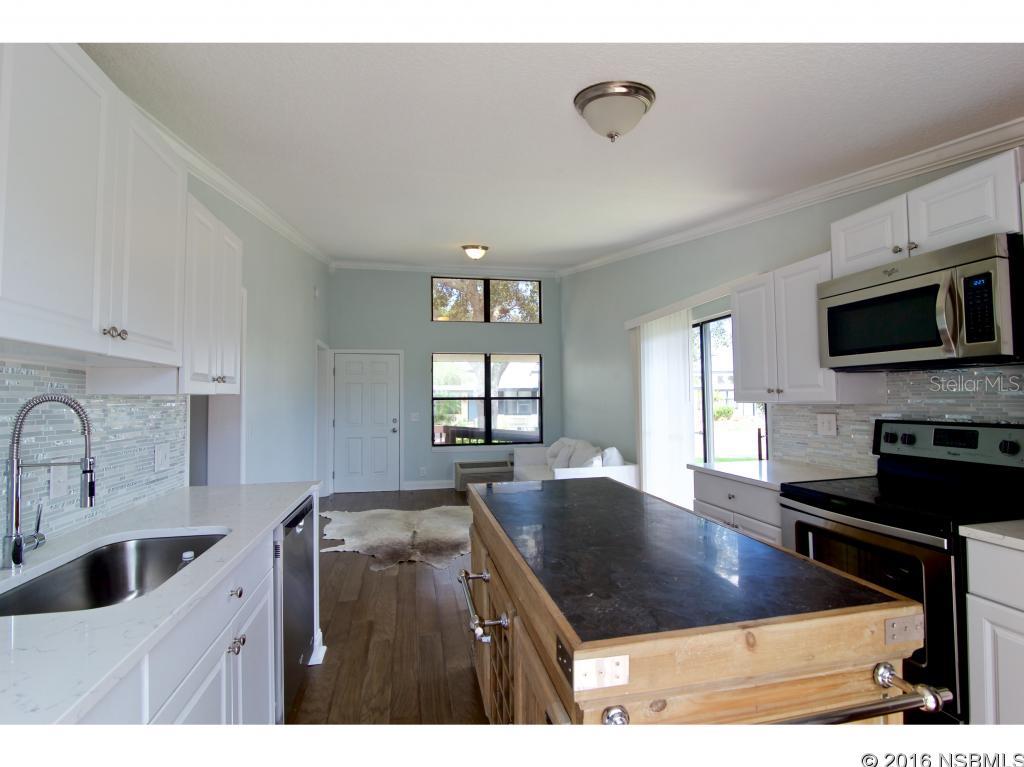 Riverwalk Condo - Residential