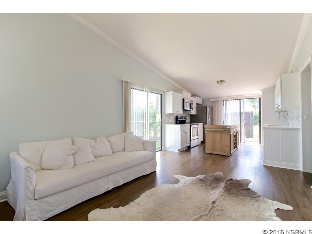 Riverwalk Condo - Residential