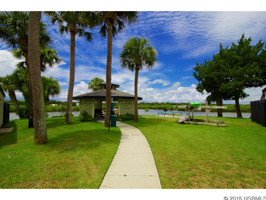 Riverwalk Condo - Residential