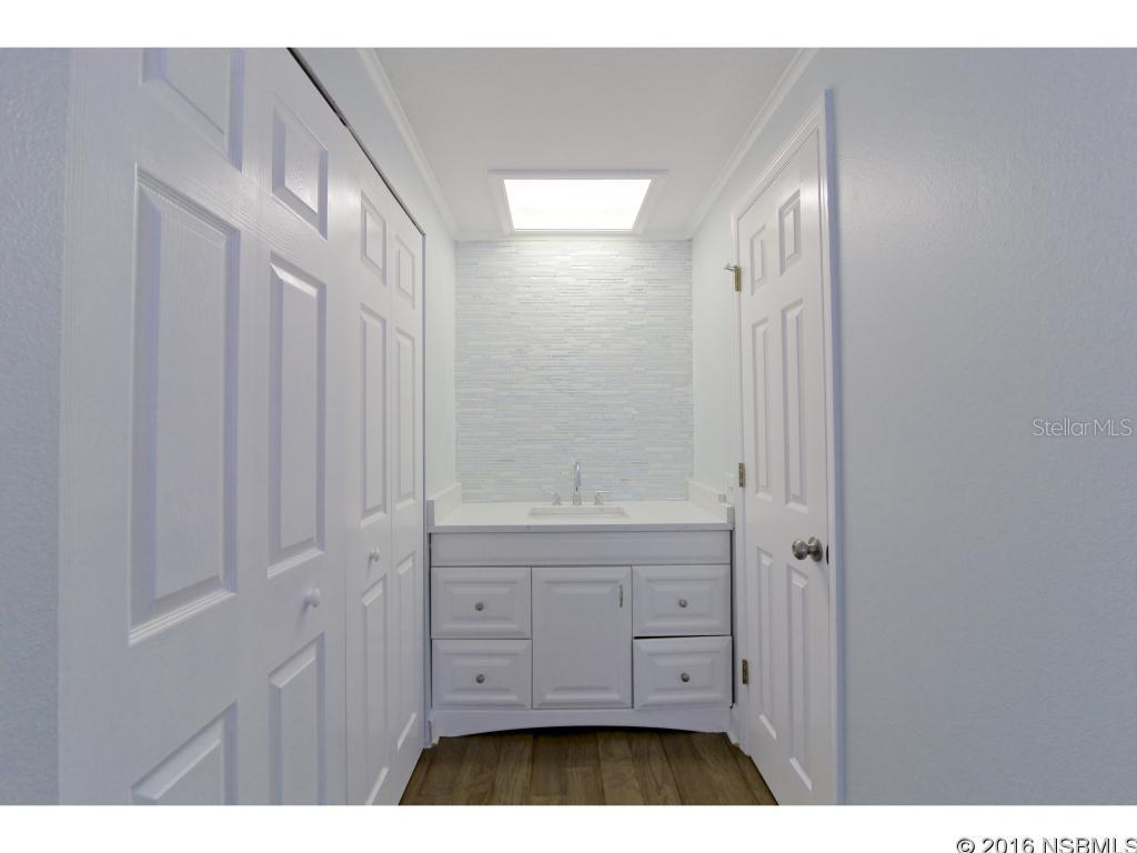 Riverwalk Condo - Residential