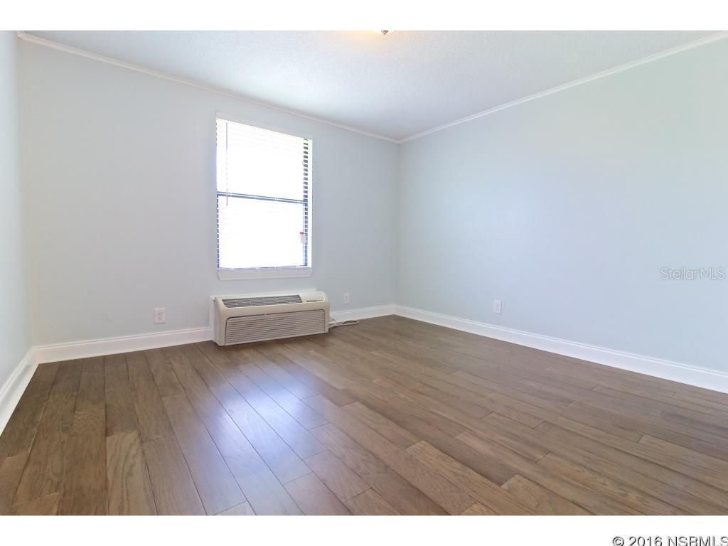 Riverwalk Condo - Residential