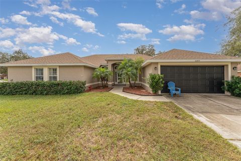 A home in LAKELAND