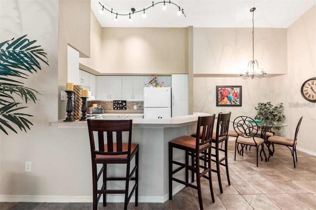 4166 CENTRAL SARASOTA PARKWAY 521