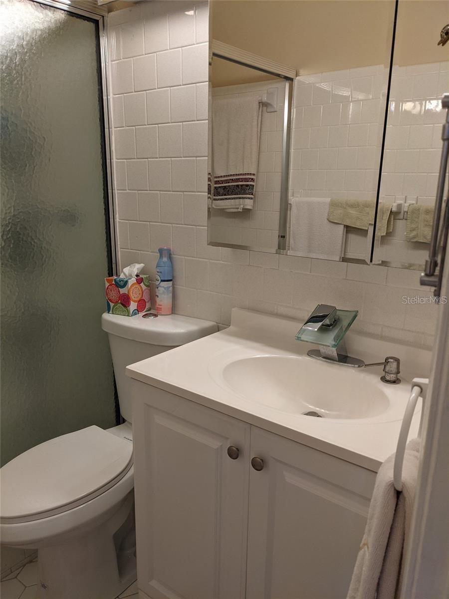 BAYSHORE II SEC 14 - Residential Lease