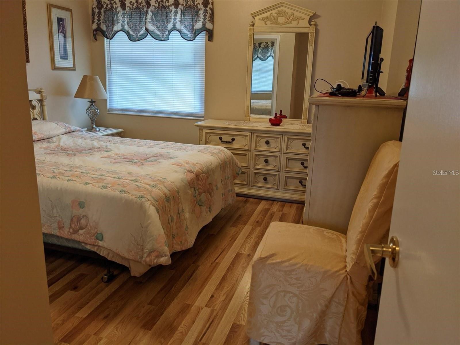 BAYSHORE II SEC 14 - Residential Lease