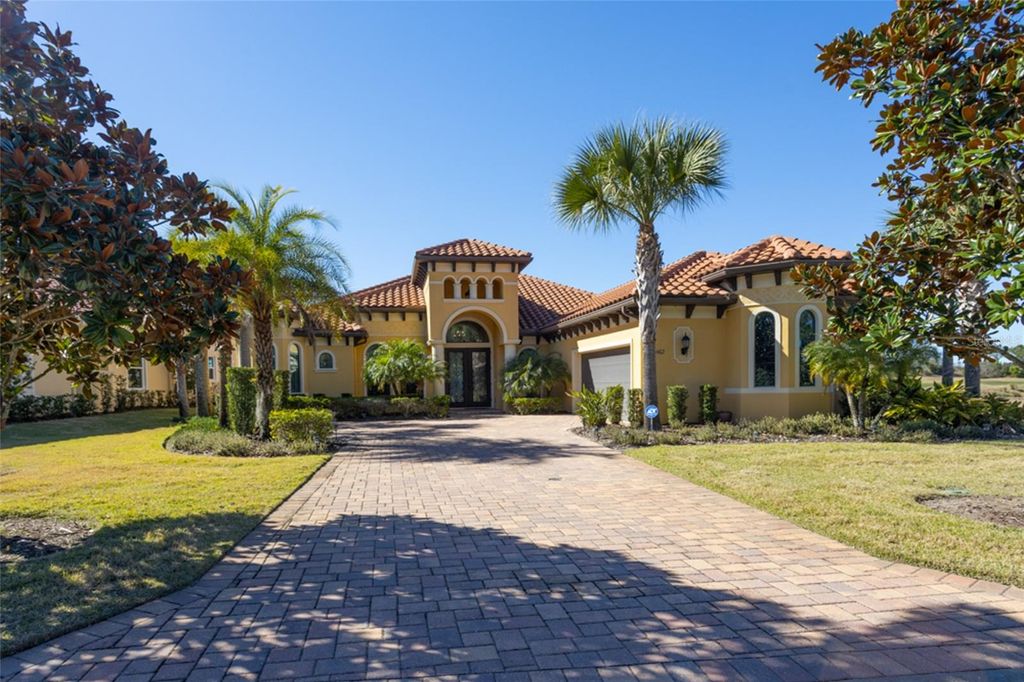 Photo of 462 Sweetgum Lane, Palm Coast, FL 32137 (MLS # FC315402)