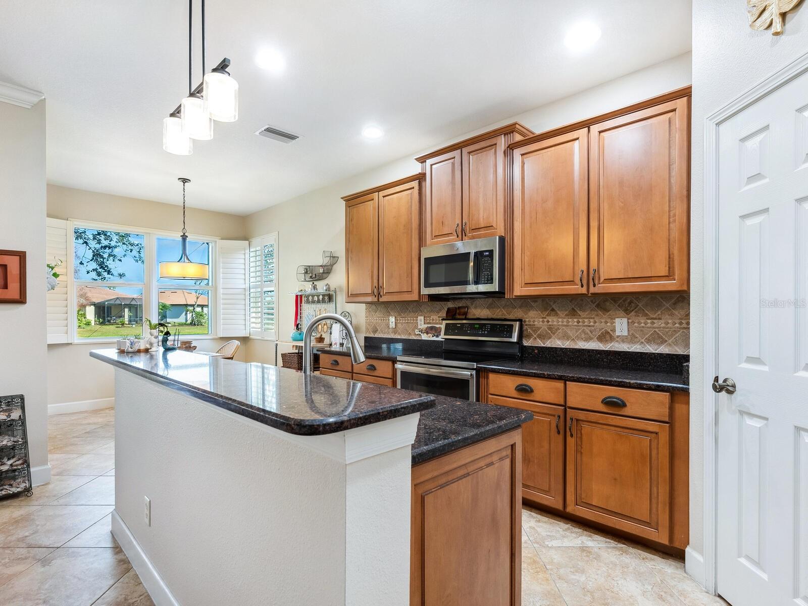 VENETIAN FALLS PH 1 - Residential