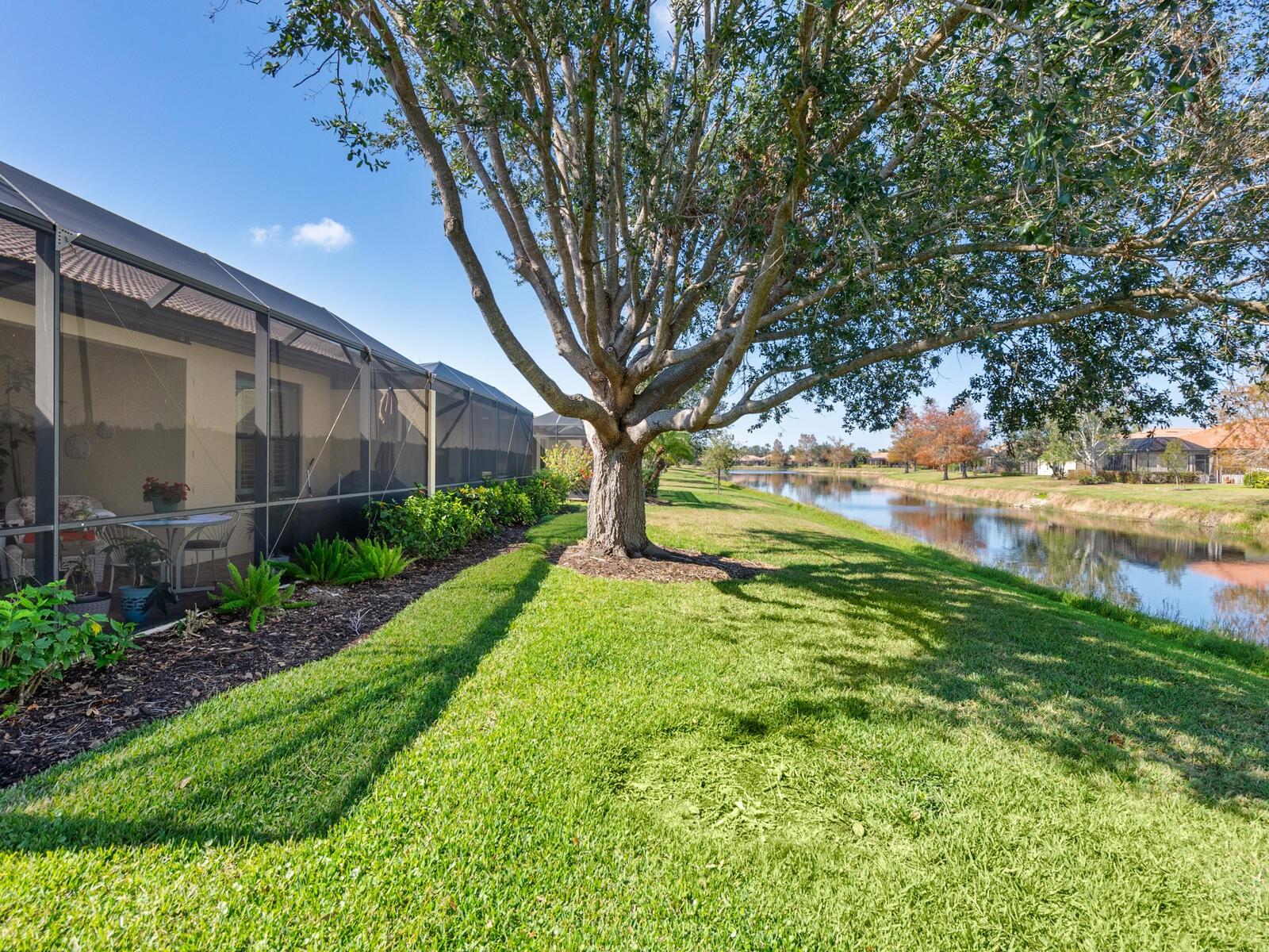 VENETIAN FALLS PH 1 - Residential