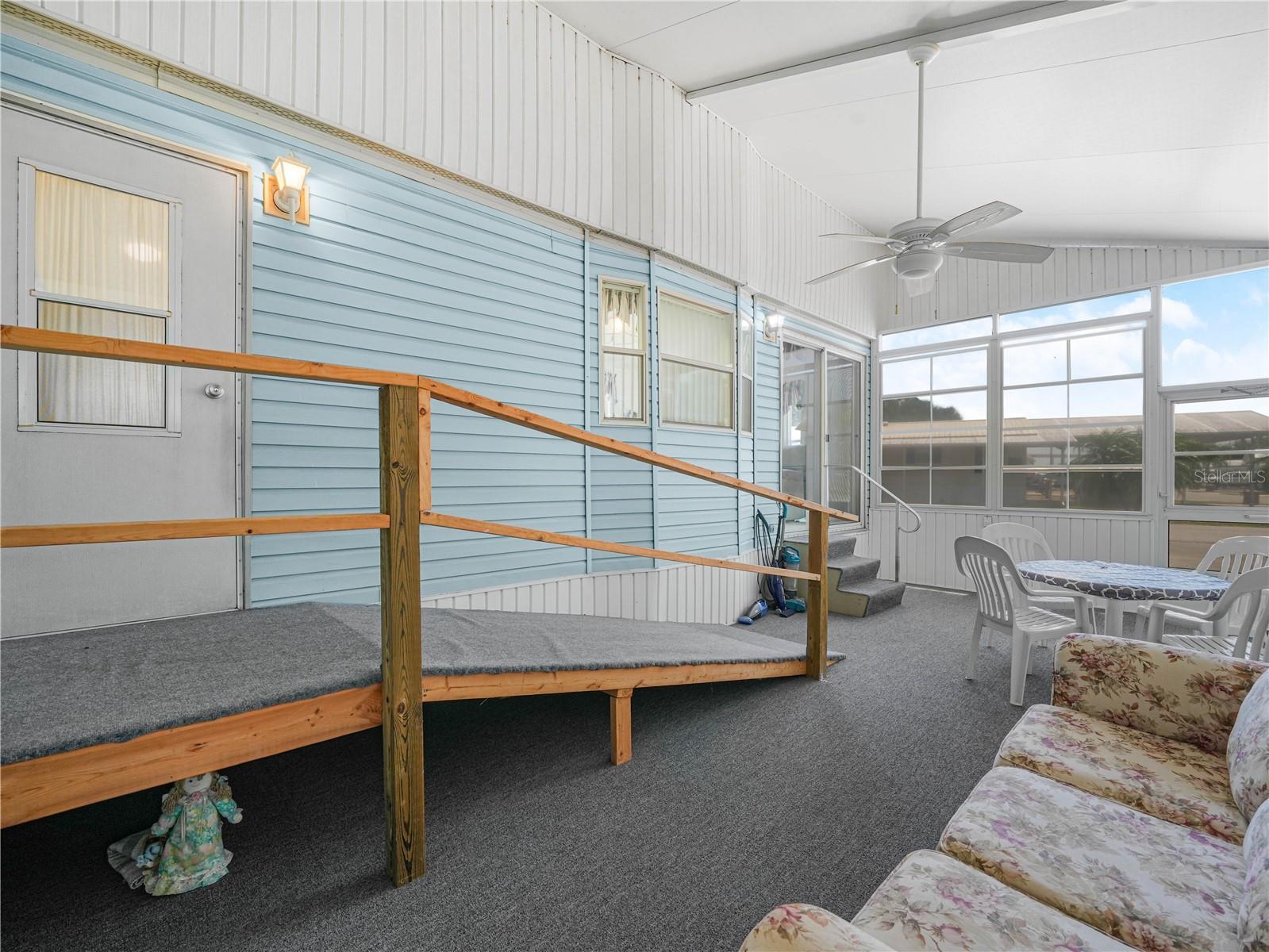 SADDLEBAG LAKE - Residential