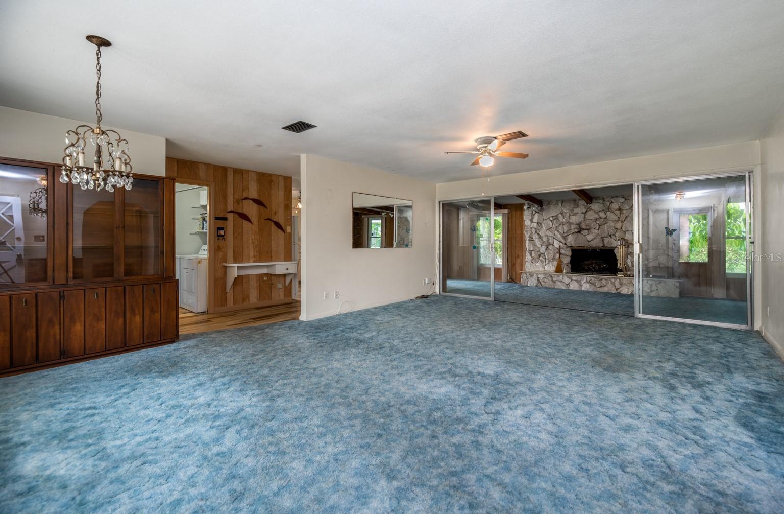 HI-RIDGE ESTATES - Residential