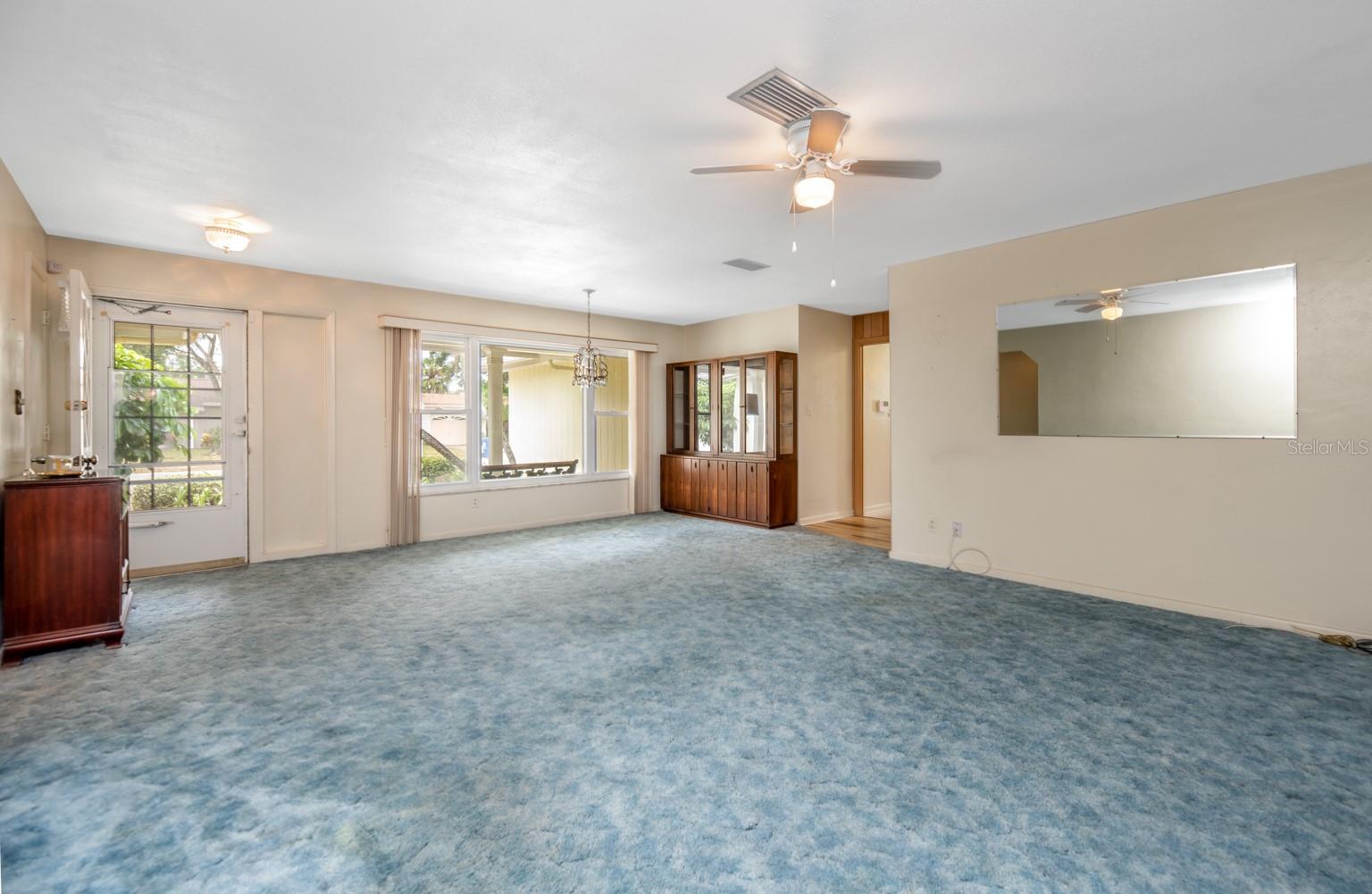 HI-RIDGE ESTATES - Residential