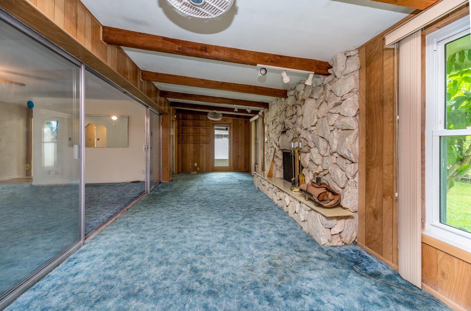 HI-RIDGE ESTATES - Residential