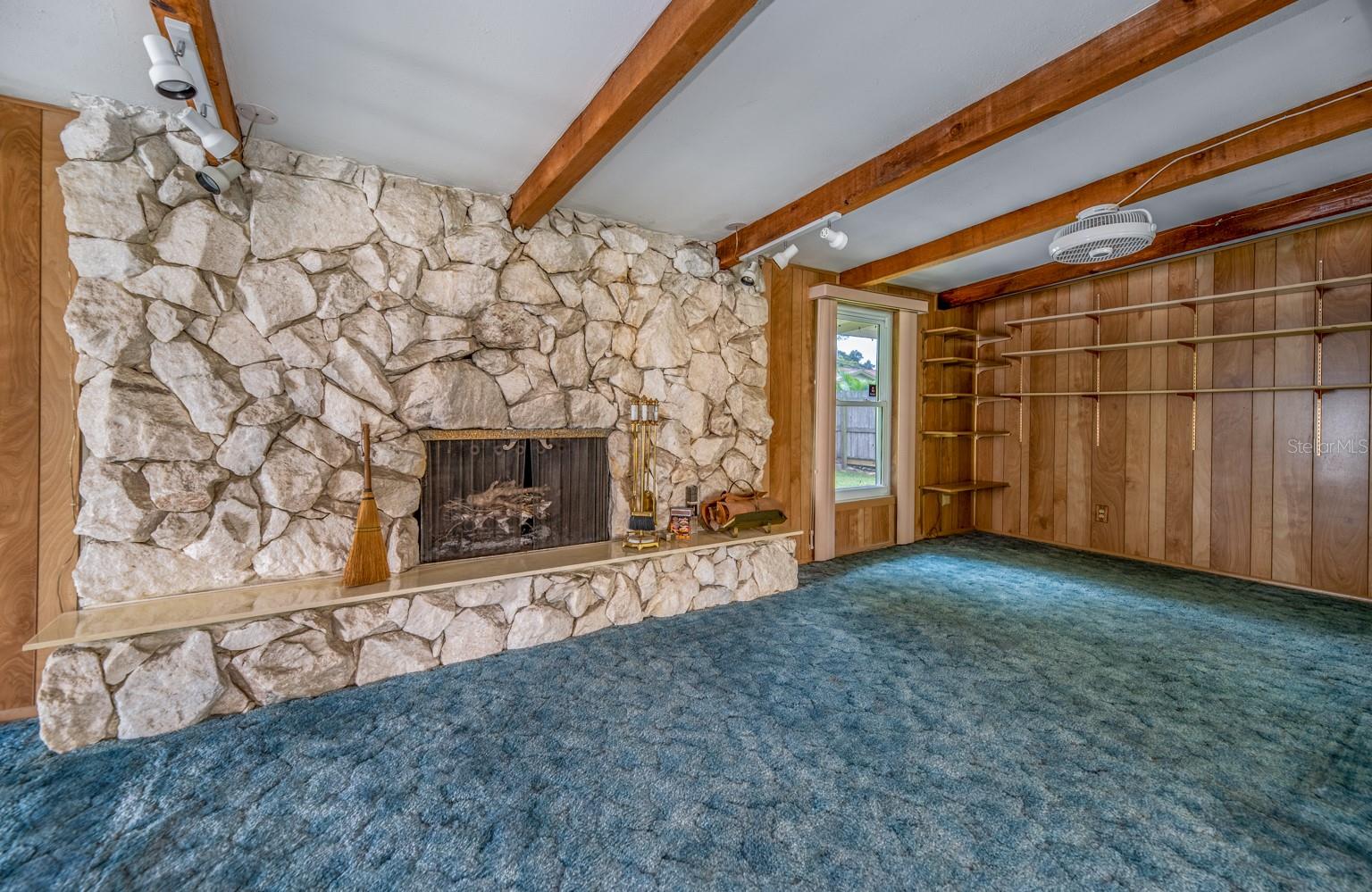 HI-RIDGE ESTATES - Residential