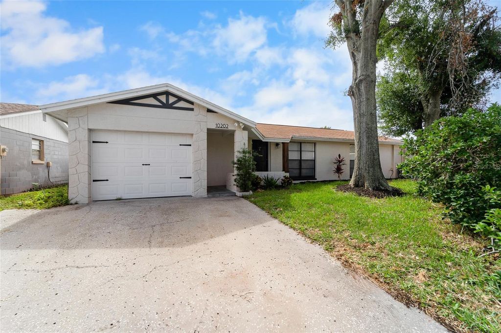Photo of 10202 Bellhurst Court, Tampa, FL 33615 (MLS # TB8395803)