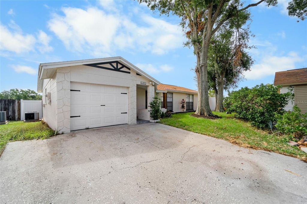 Photo of 10202 Bellhurst Court, Tampa, FL 33615 (MLS # TB8395803)