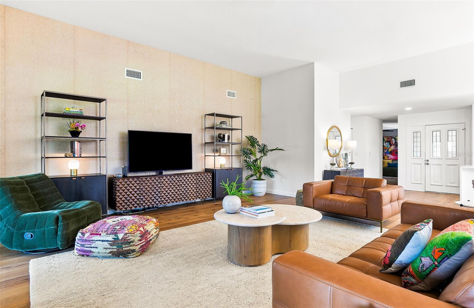 PIPERS WAITE - Residential