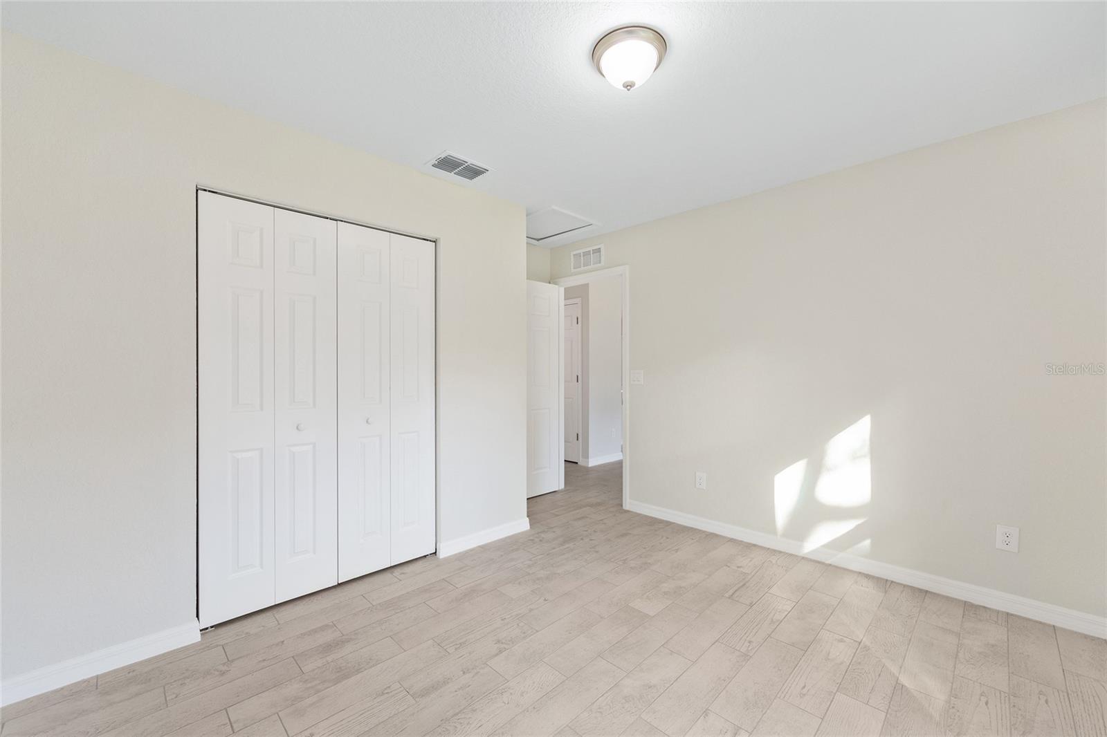 SILVER SPGS SHORES UN 51 - Residential