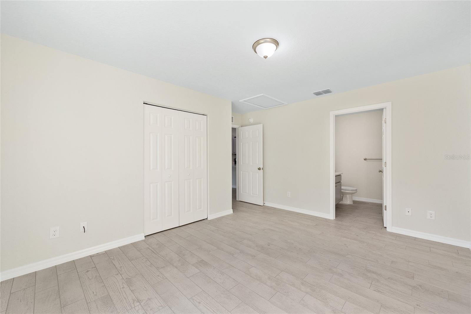 SILVER SPGS SHORES UN 51 - Residential