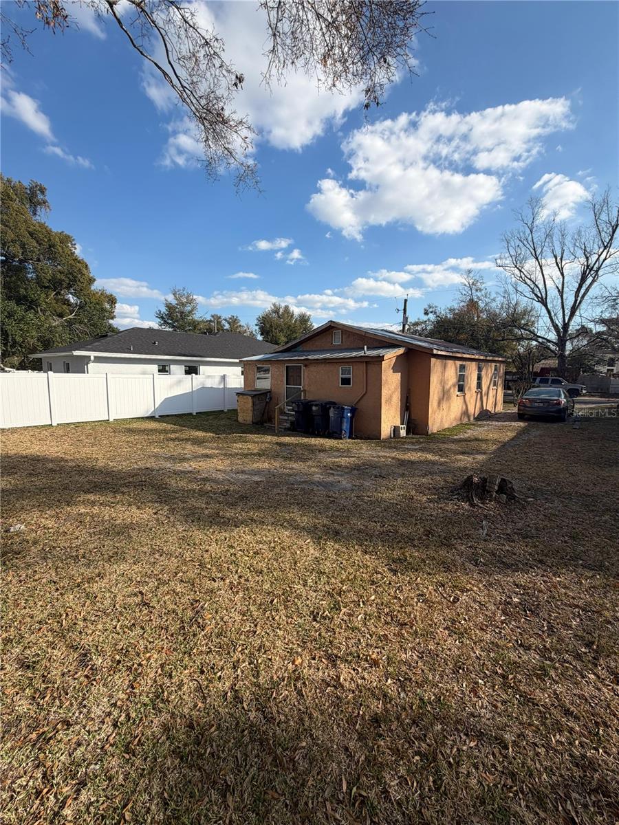 DEKLES SUB OF SW 1/4OFSW 1/4 - Residential