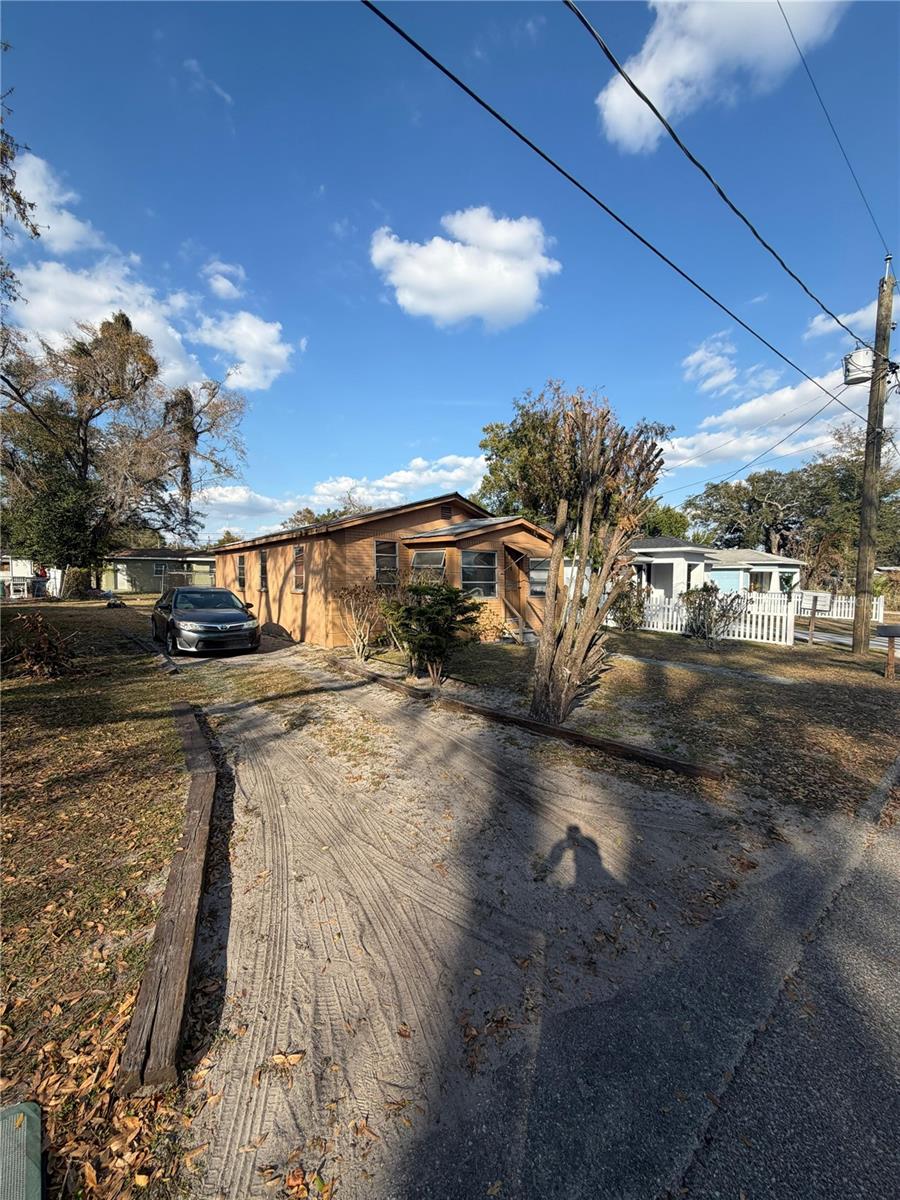 DEKLES SUB OF SW 1/4OFSW 1/4 - Residential