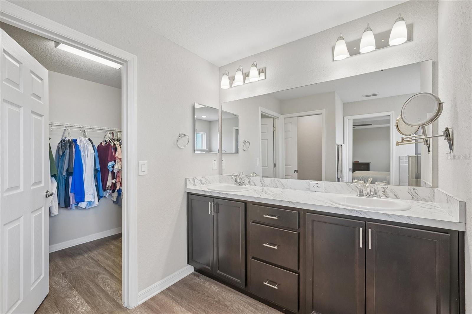 RIDGEWOOD WEST - Residential