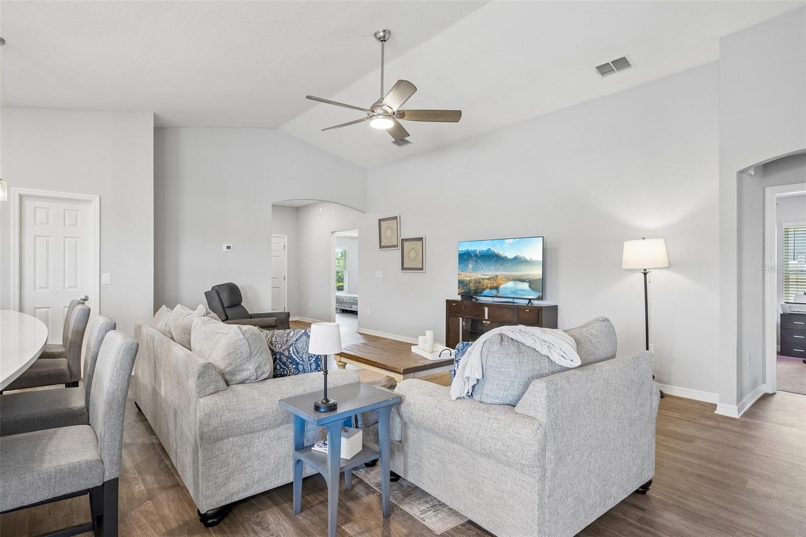 RIDGEWOOD WEST - Residential