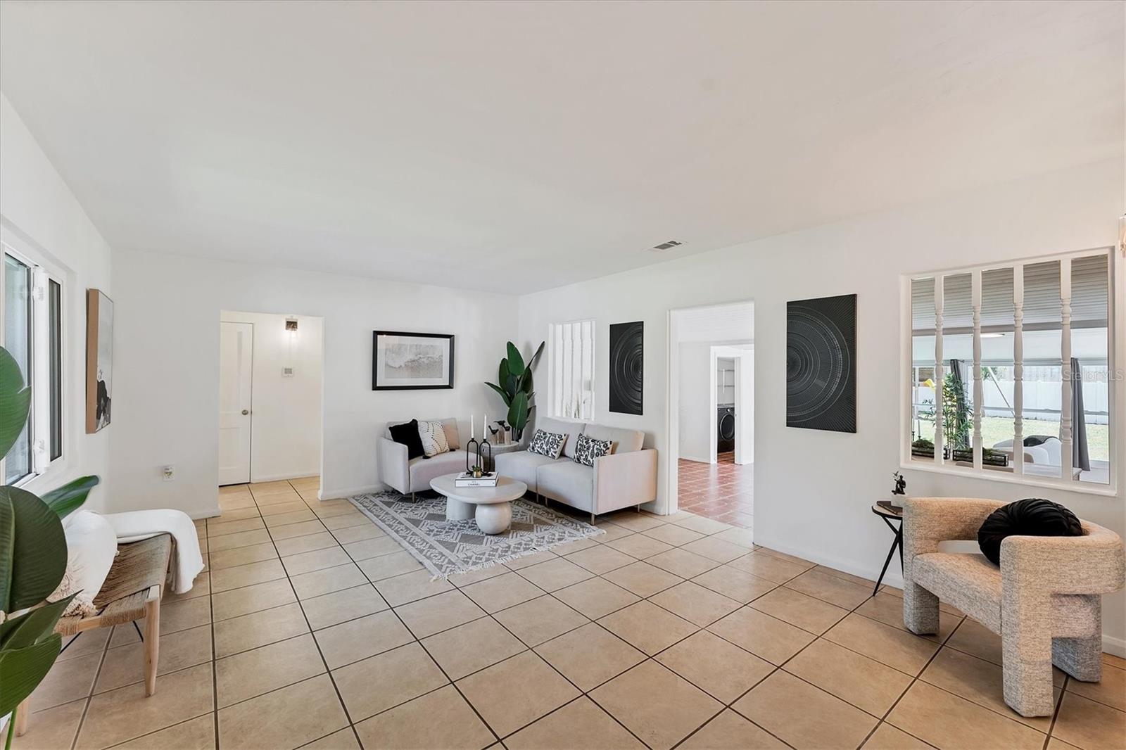 436 PARKVIEW DRIVE