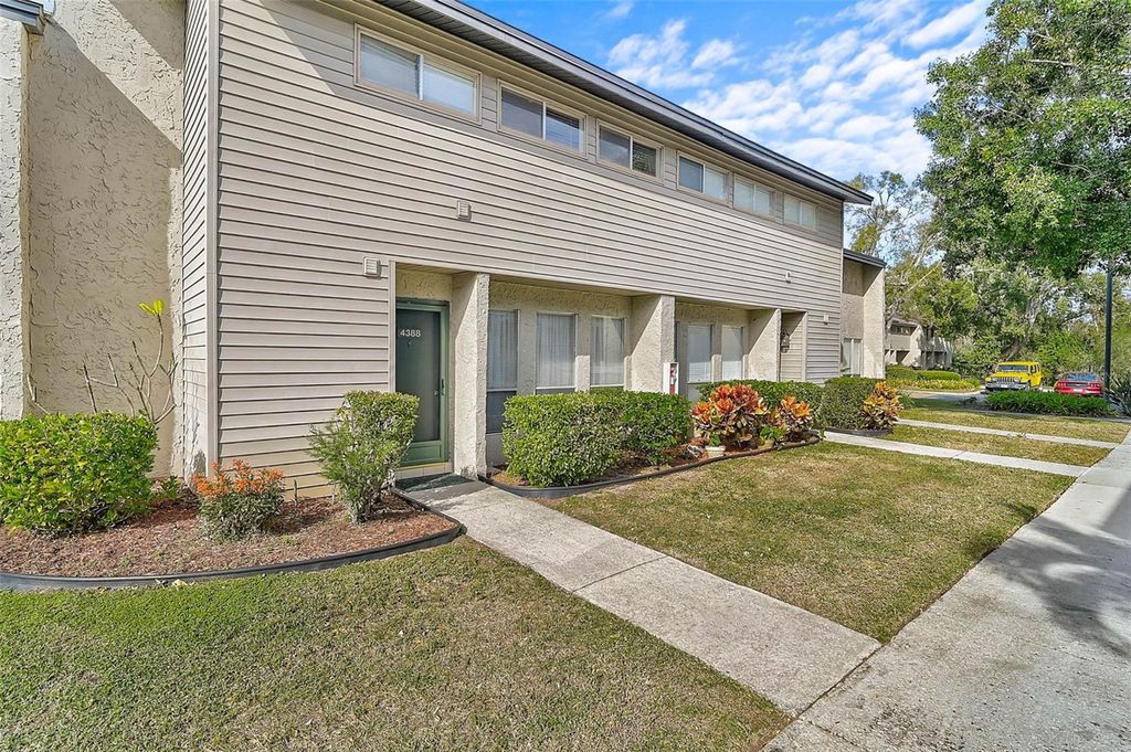 Photo of 4388 Rayfield Drive #4388, Sarasota, FL 34243 (MLS # A4676174)