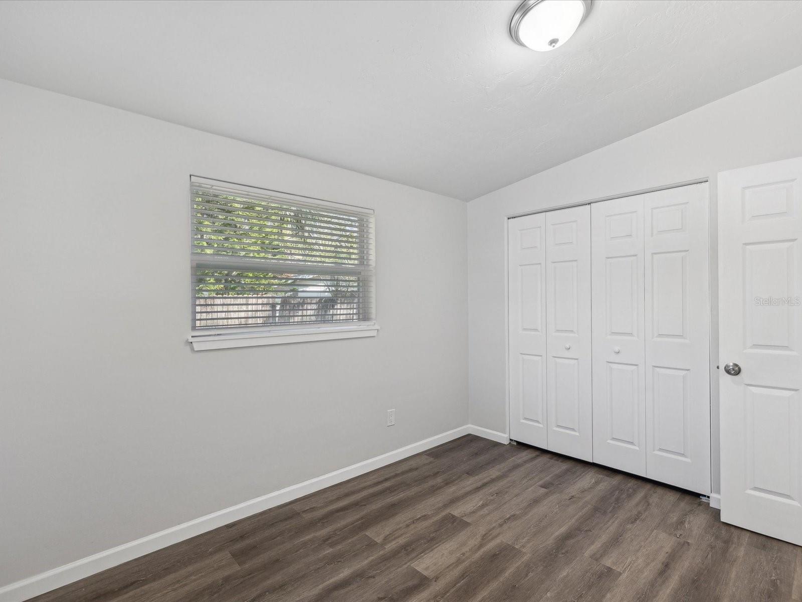 ROOSEVELT GROVES - Residential Lease