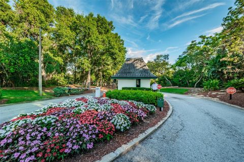 A home in PALM HARBOR