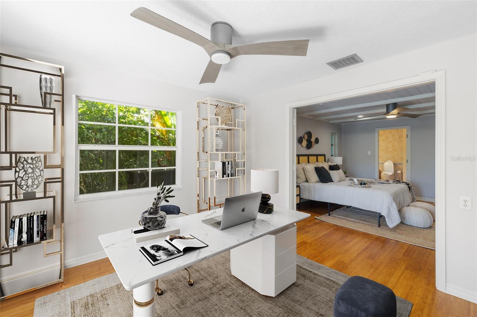 SIESTA ISLES - Residential