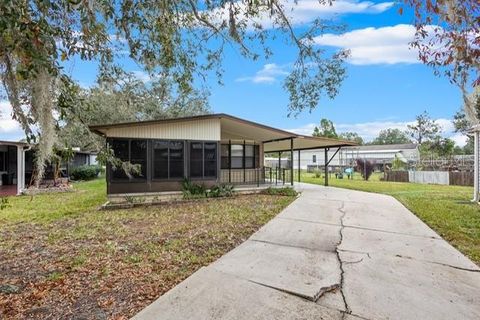 A home in WESLEY CHAPEL