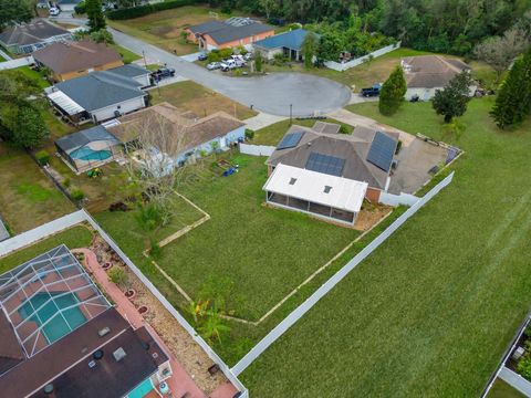 A home in LAKELAND