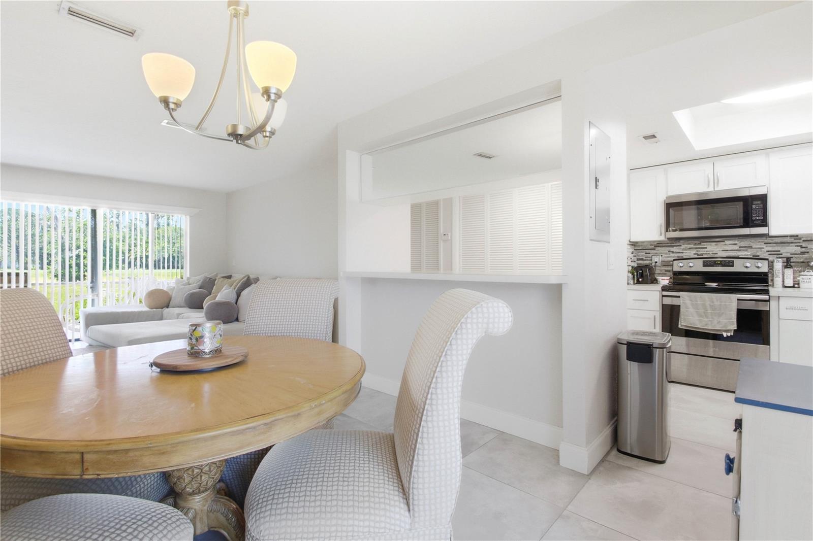 EAST LAKE WOODLANDS CLUSTER HOMES - Residential