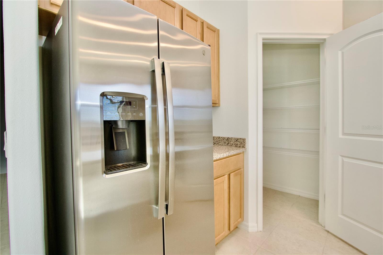 LAKESIDE PH 6 - Residential