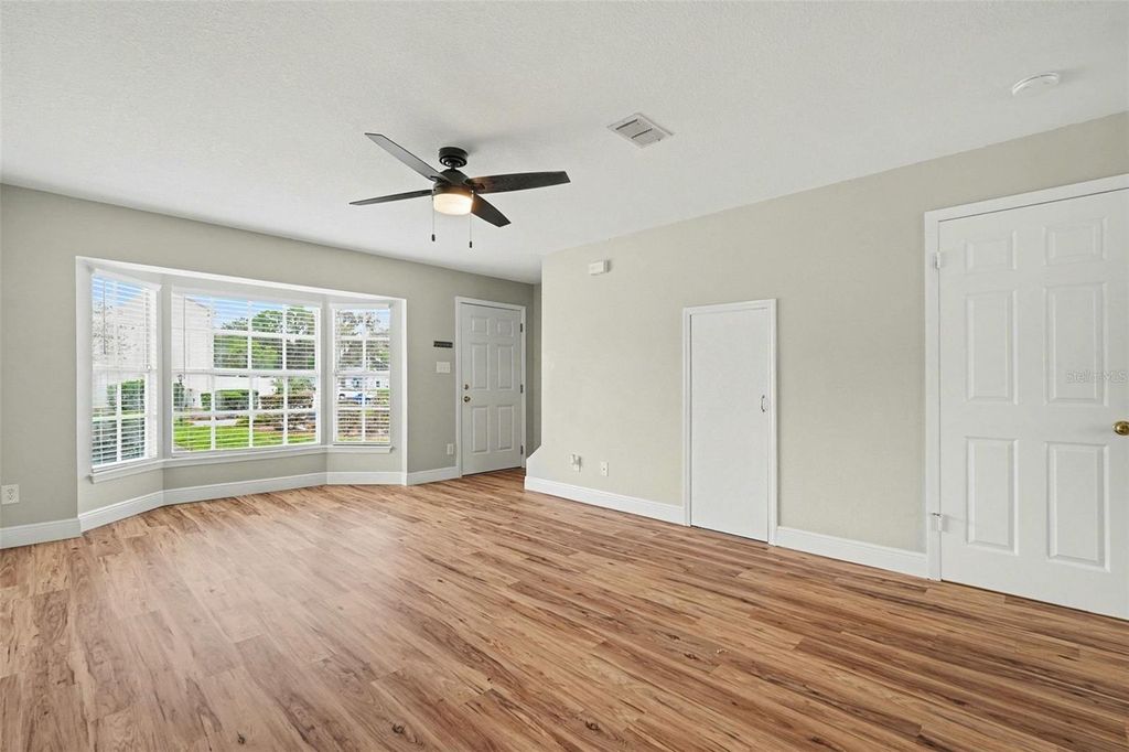 Photo of 37306 Embassy Park Lane, Dade City, FL 33525 (MLS # TB8491534)