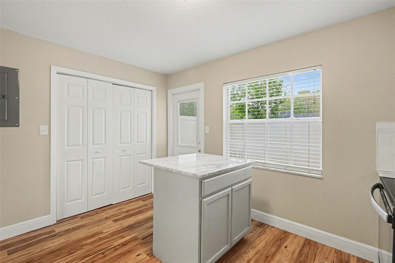 EMBASSY PARK TWNHMS CONDO - Residential