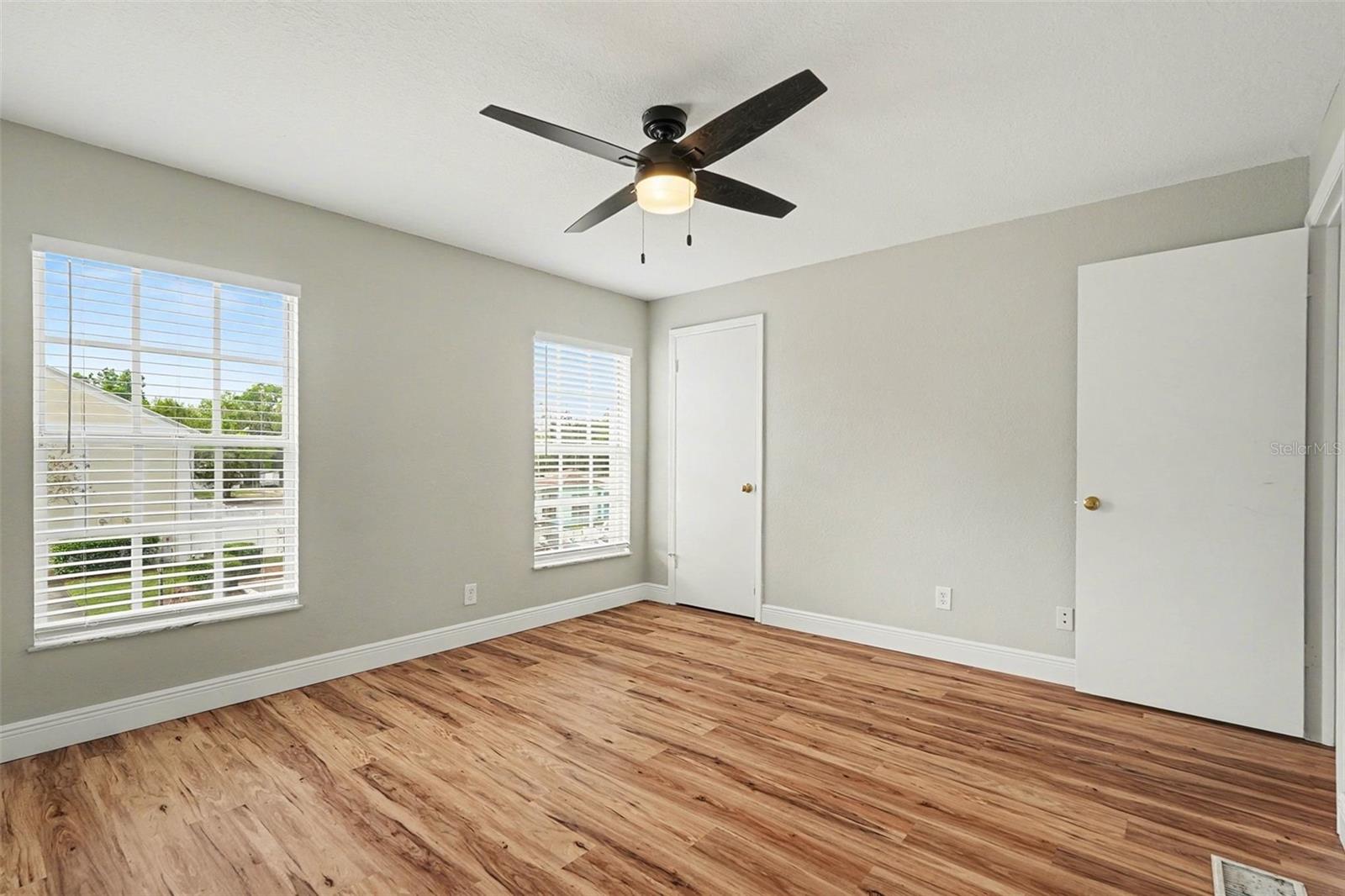 EMBASSY PARK TWNHMS CONDO - Residential