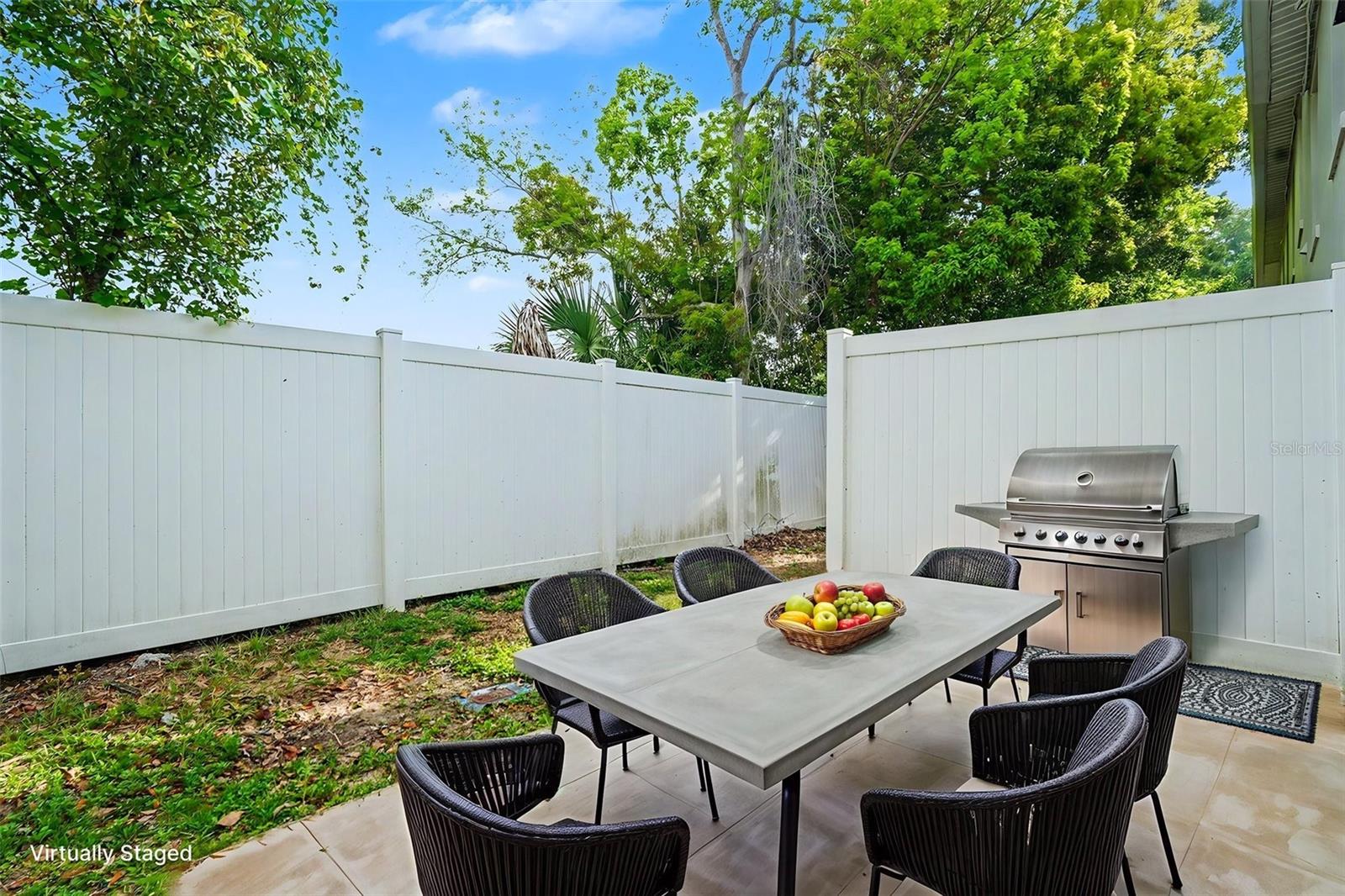 EMBASSY PARK TWNHMS CONDO - Residential