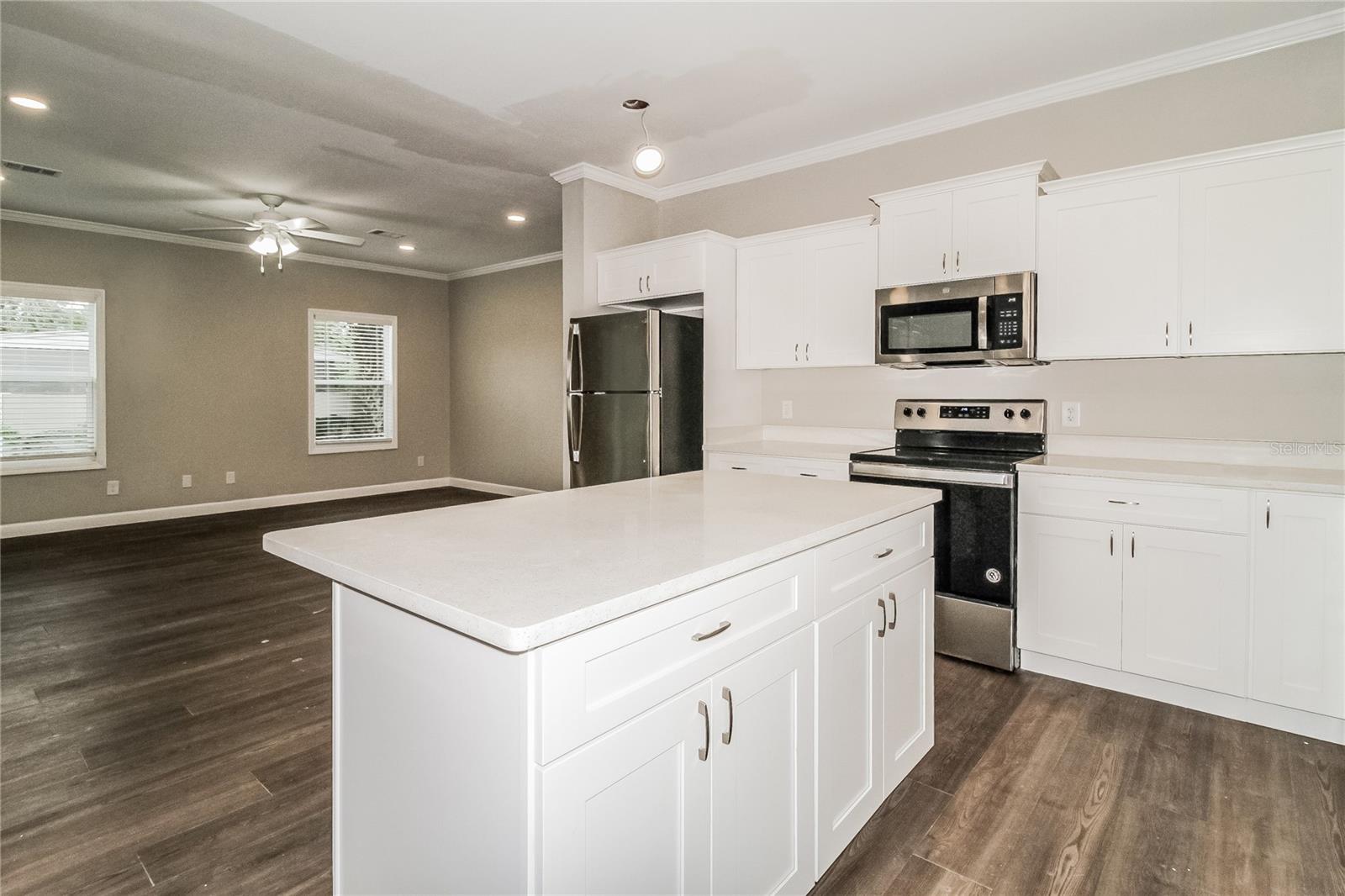 RANCHETTE - Residential Lease