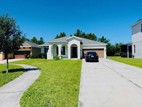 1726 BRASSIE COURT KISSIMMEE FL 34746