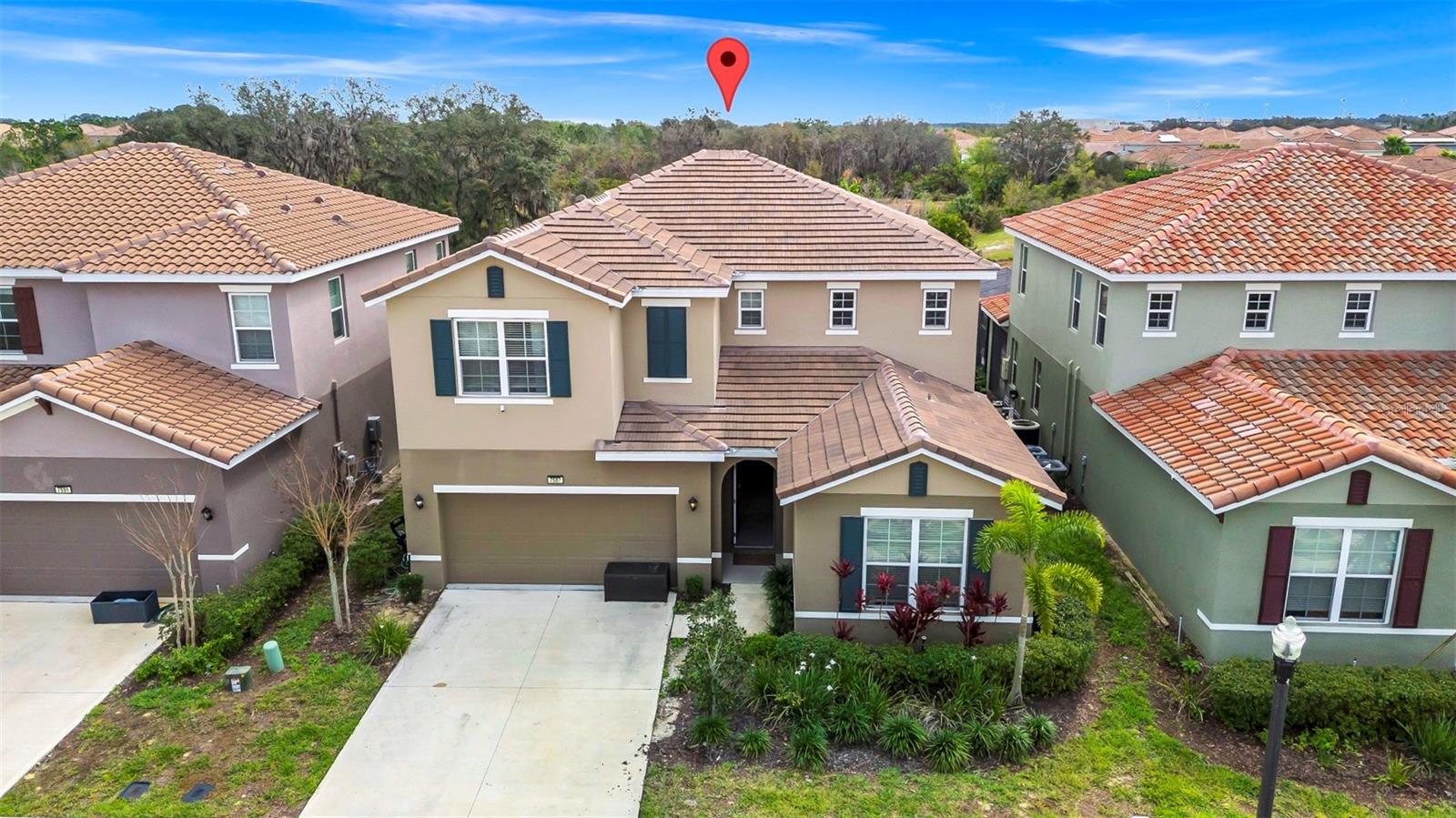 7587 OAKMOSS LOOP