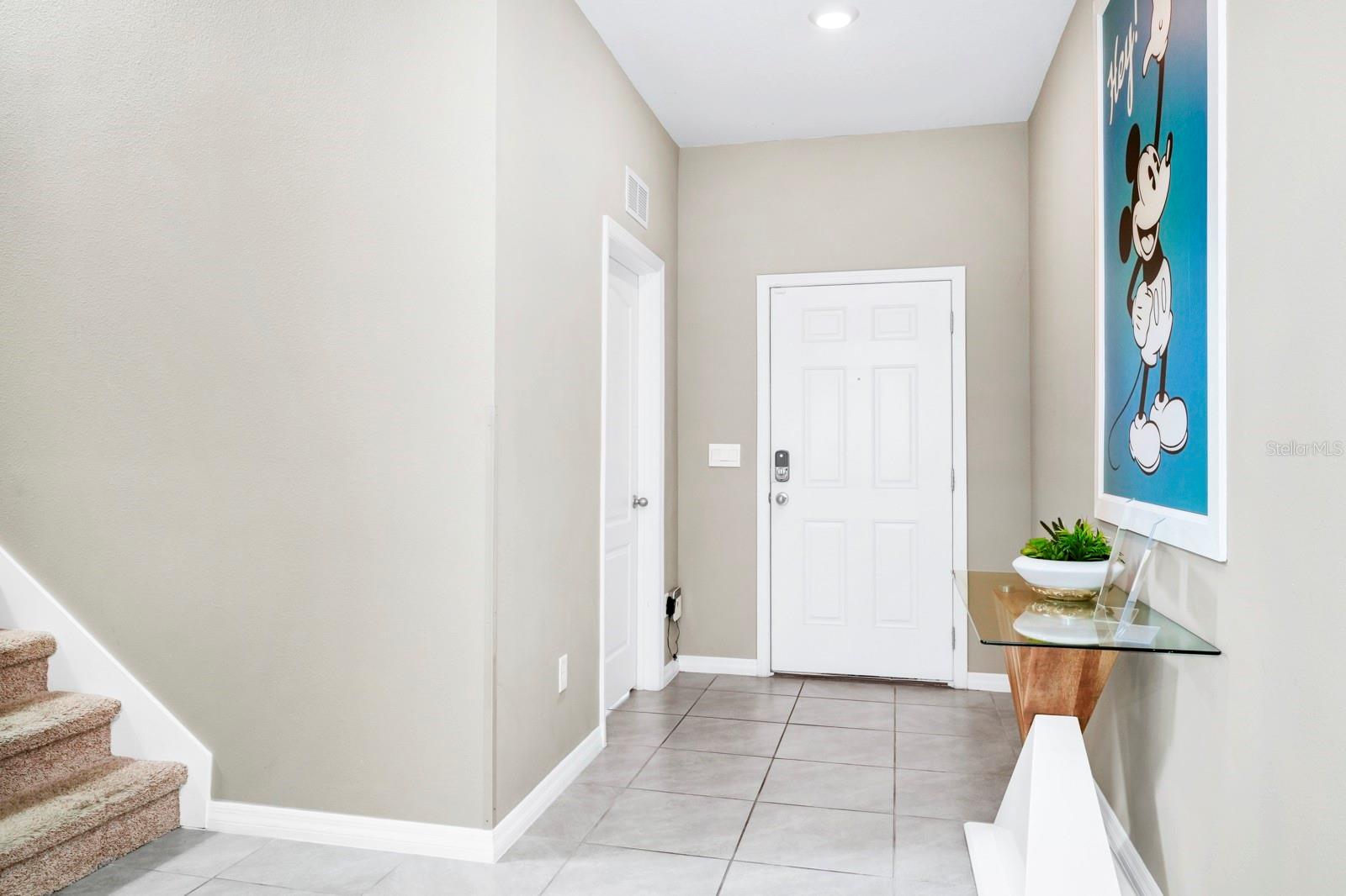 7587 OAKMOSS LOOP