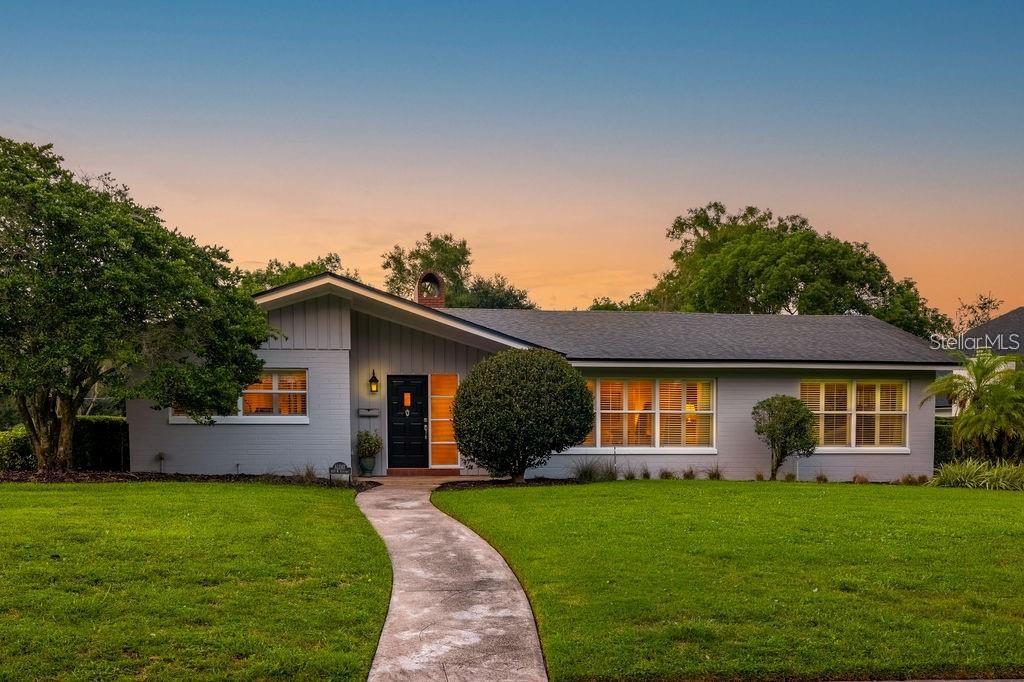 400 W TROTTERS DRIVE