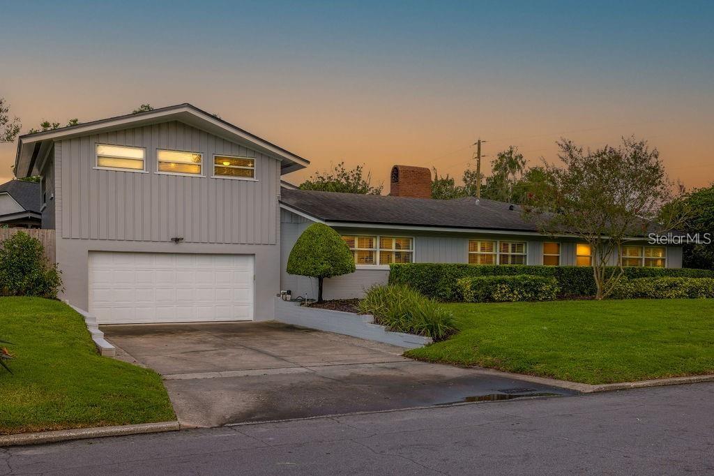 400 W TROTTERS DRIVE