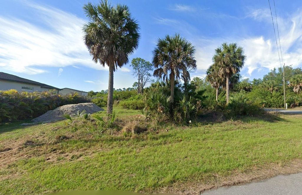 Photo of 12123 Federal Avenue, Port Charlotte, FL 33953 (MLS # A4694293)